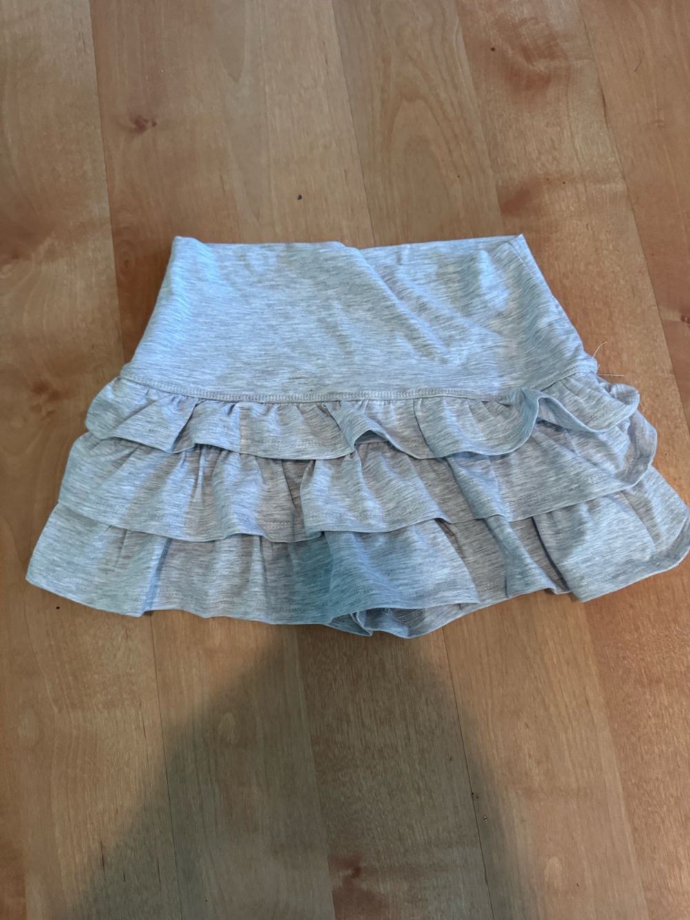 Light Gray Ruffle Skort - subdued like new